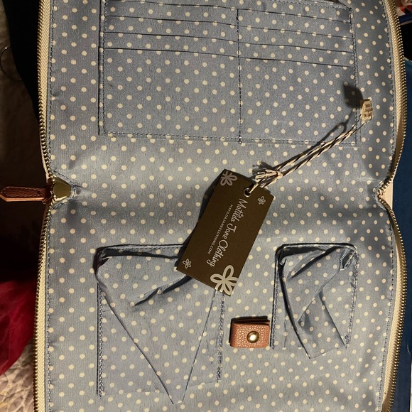 Matilda Jane IPad Holder - Picture 2 of 3